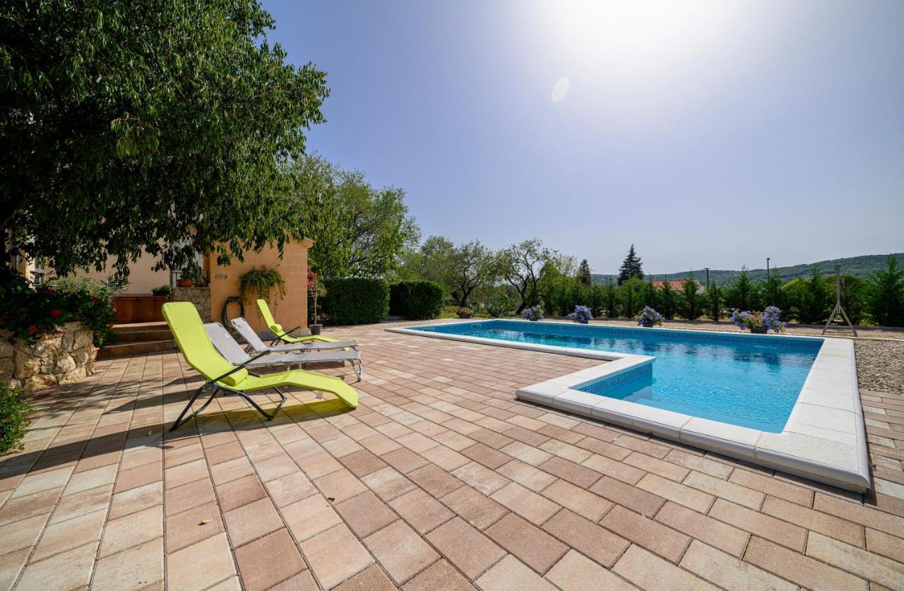 Holiday Home Rokoko Šibenik Exteriör bild